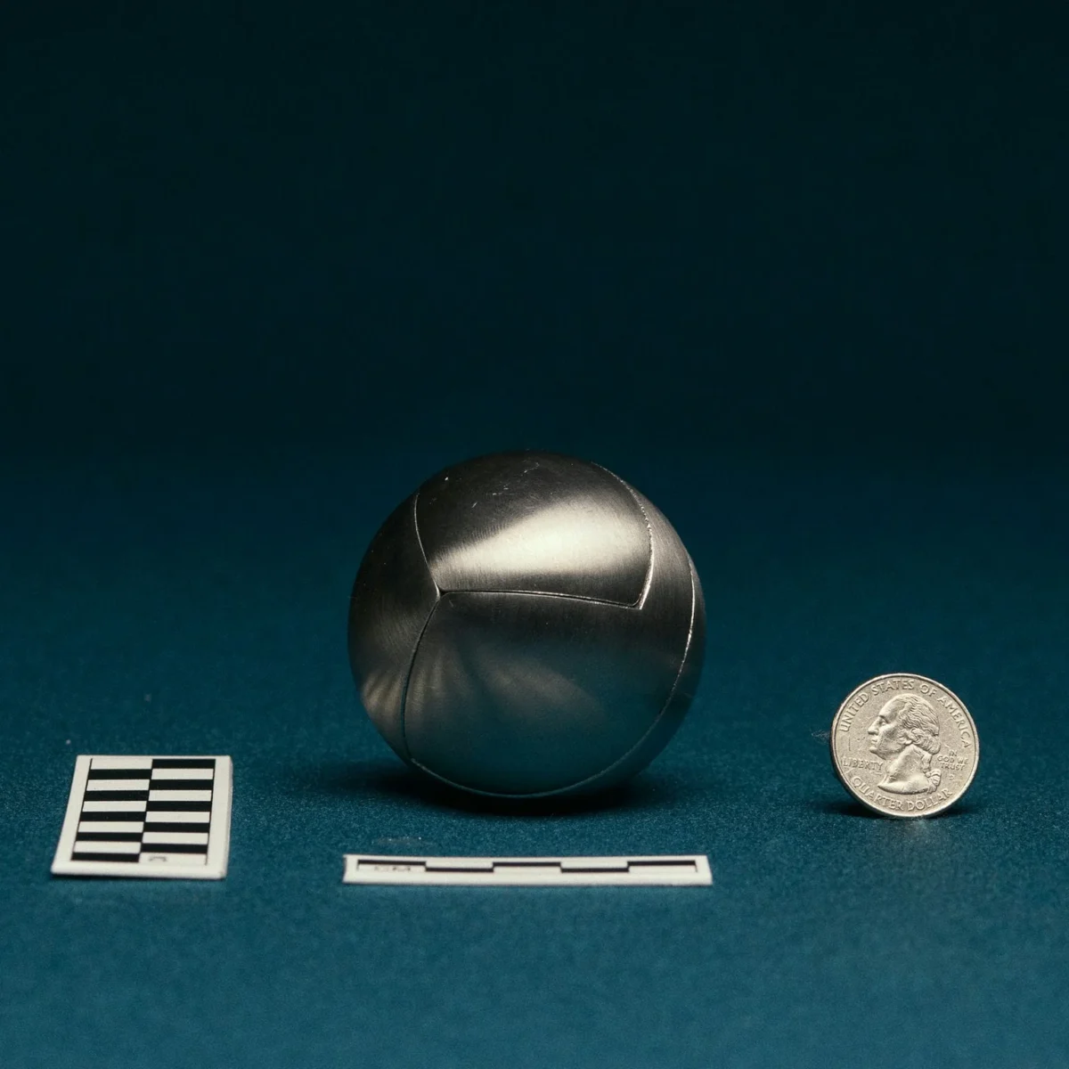 Venn Puzzle - Steel - Lifestyle 8